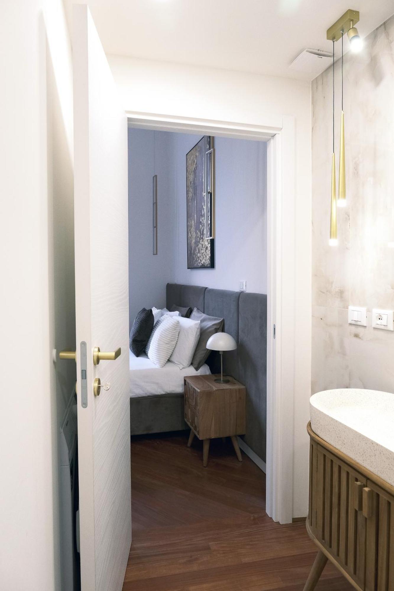 Comecasa Best View On Navigli Milan Exterior photo